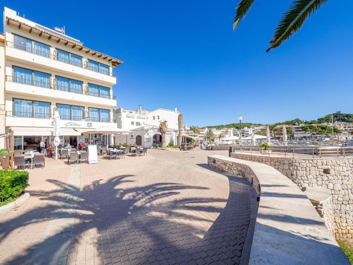Hostal Port Corona カラ・ラトハダ エクステリア 写真