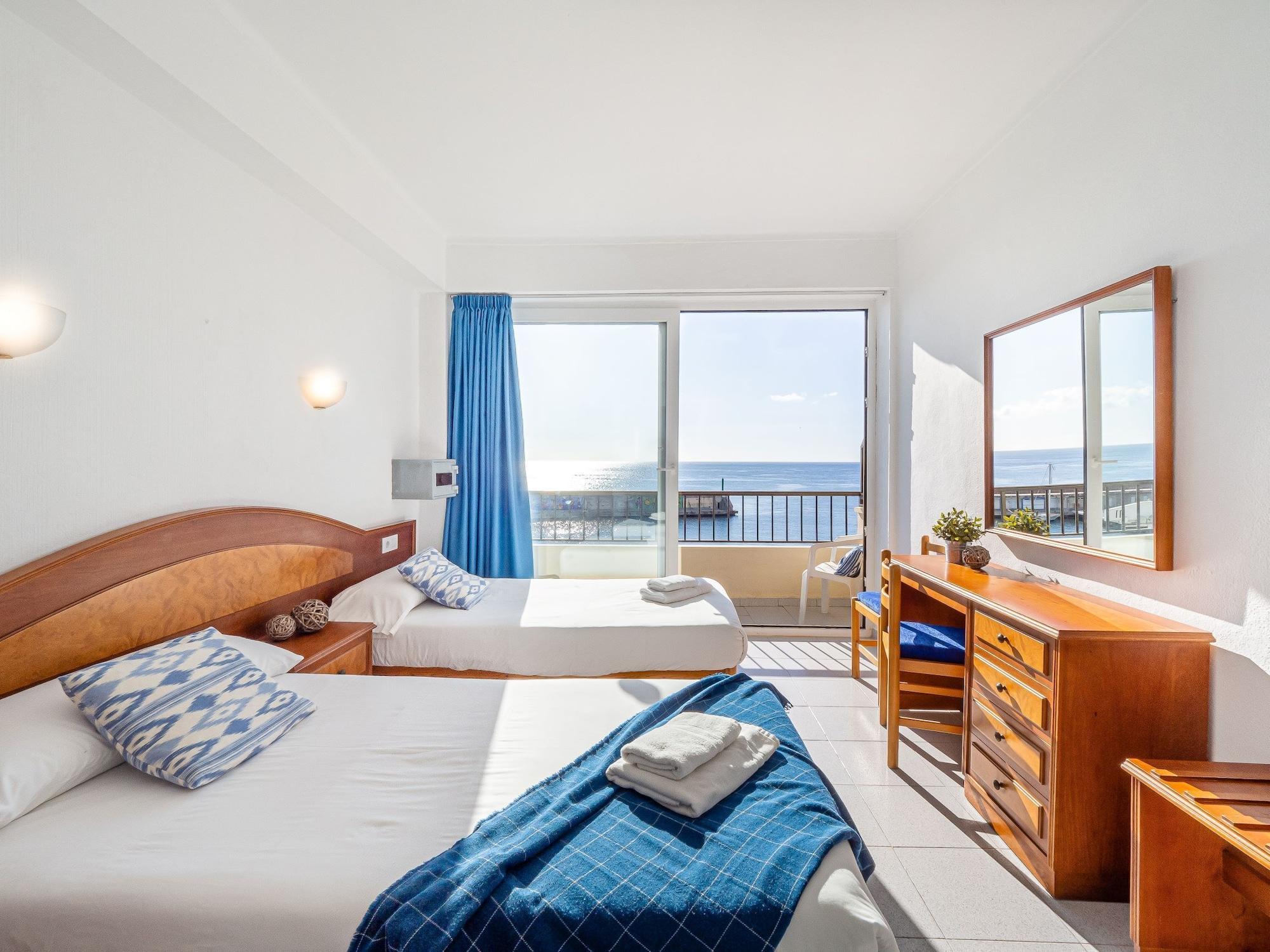 Hostal Port Corona カラ・ラトハダ エクステリア 写真