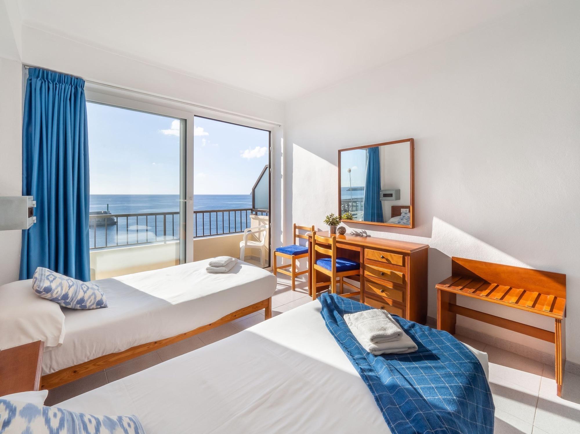 Hostal Port Corona カラ・ラトハダ エクステリア 写真