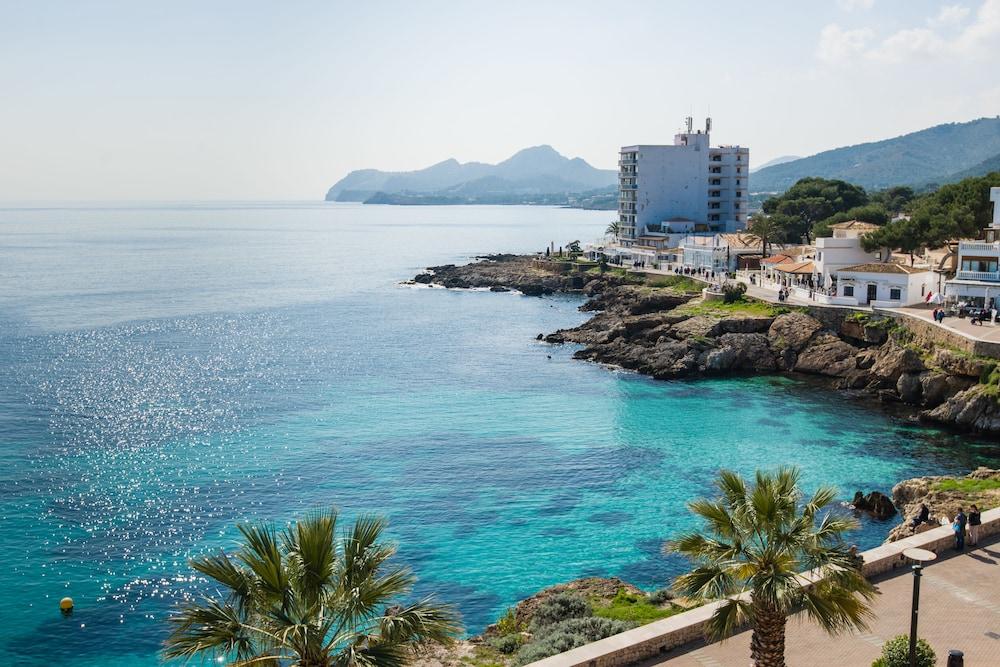 Hostal Port Corona カラ・ラトハダ エクステリア 写真